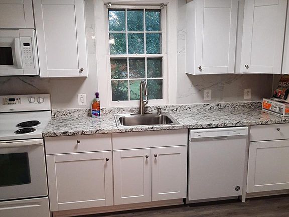 5th image of 52 Evans Ln