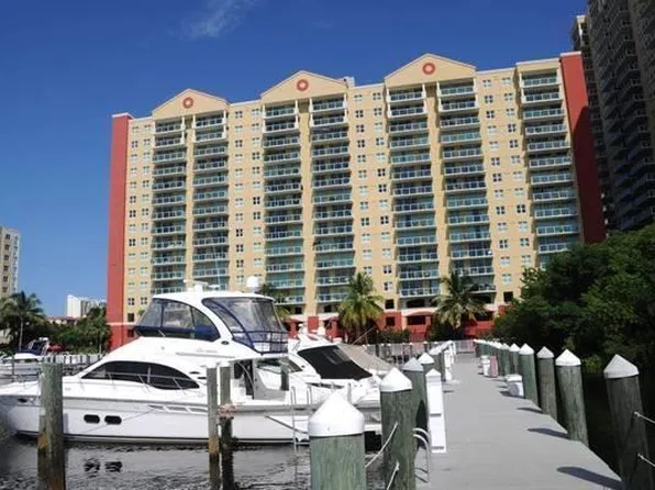16909 N Bay Rd, North Miami Beach, FL