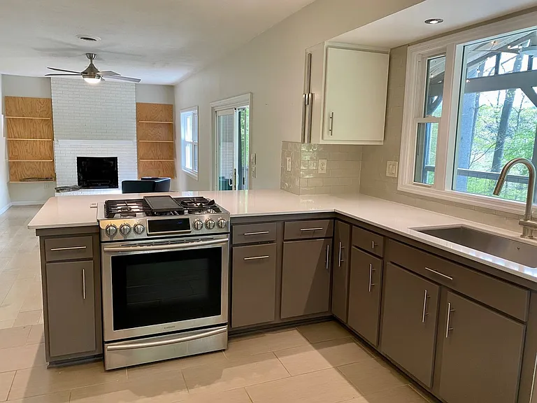 50 Ferncliff Dr — Photo 14