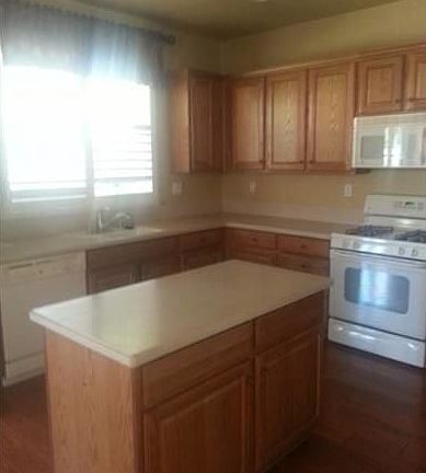 2nd image of 1246 Cherry Blossom Ln