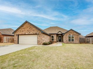 617 Cherokee Way, Mustang, OK 73064