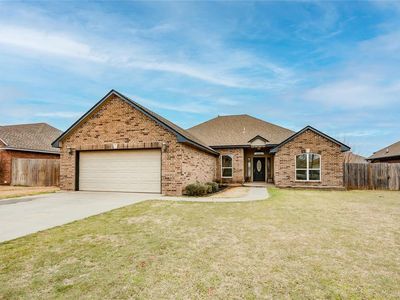 617 Cherokee Way, Mustang, OK, 73064