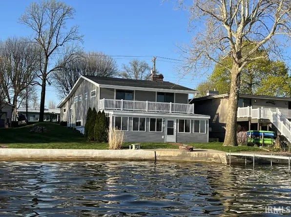 2613 Barrett Rd, Rochester, IN 46975