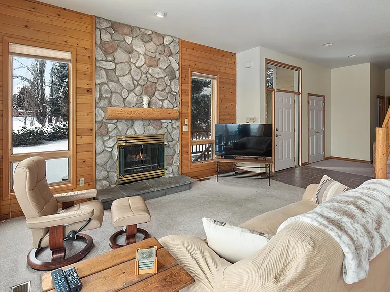 134 Juniper Bend Dr — Photo 5