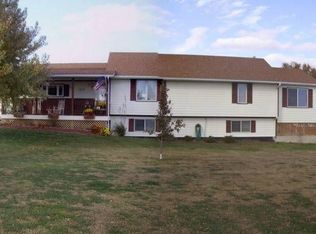 1333 4th Rd, Wakefield, KS 67487