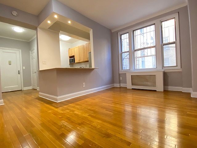 1st image of 223 2nd Ave APT 3J