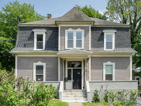 11 Hill St #2, Watertown, MA 02472