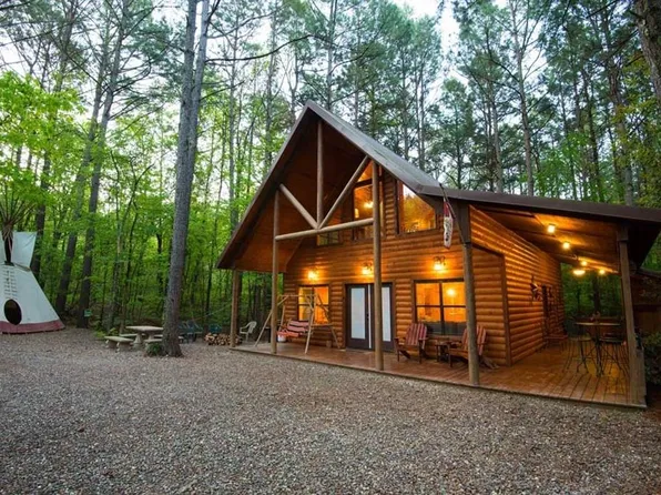 200 Stevens Rd, Broken Bow, OK 74728