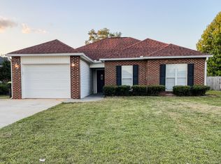 302 Tyson Glen Dr, Warner Robins, GA