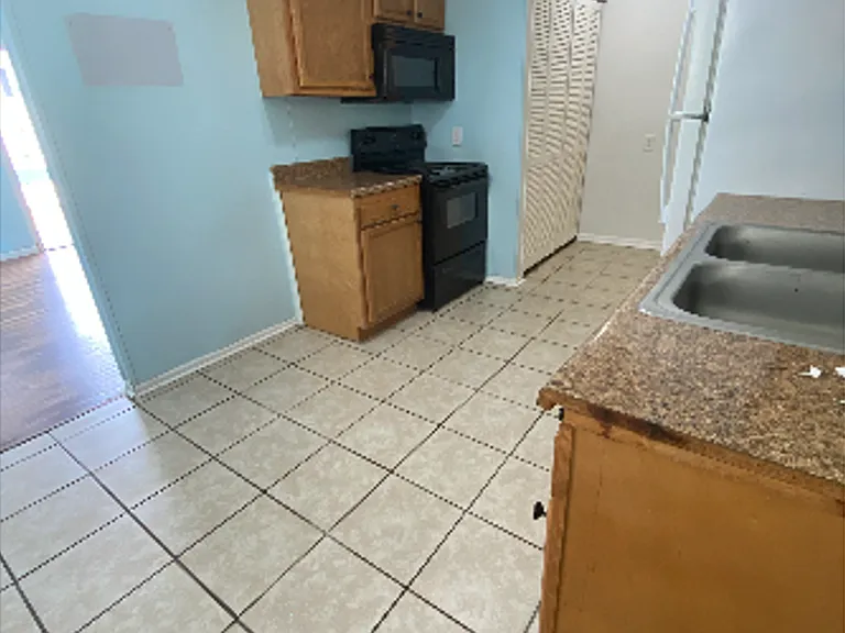 135 Macey Ave #3 — Photo 2
