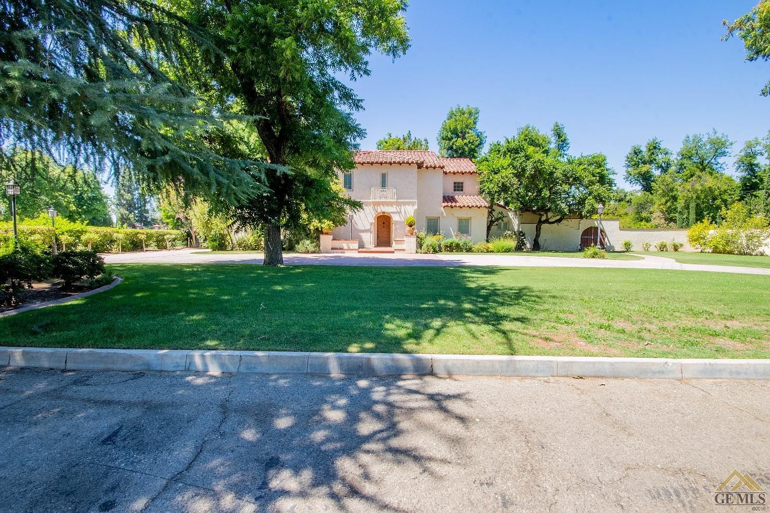 6610 Mount Whitney Dr