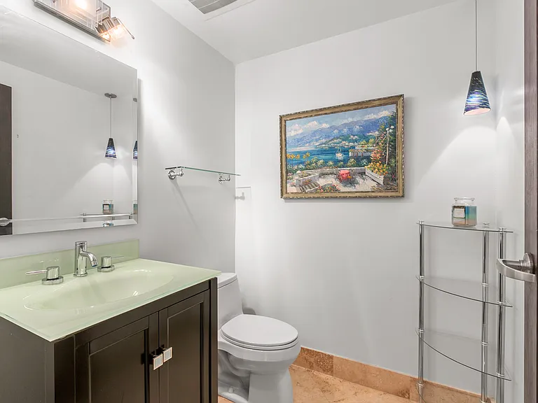 645 Front St #1006 — Photo 24