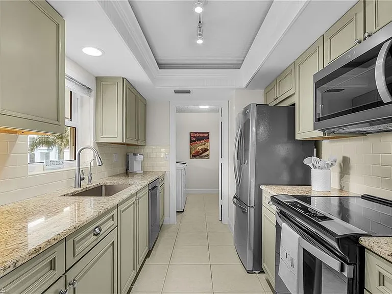 4126 Belair Ln #C4 — Photo 13