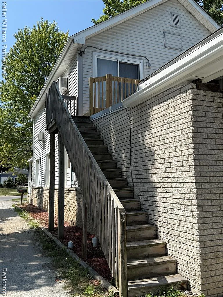 1 bed, 1.0 bath, 600 sqft, $950 — Photo 1