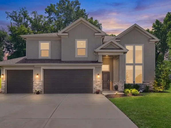 5807 N Bell Ct, Kansas City, MO 64118