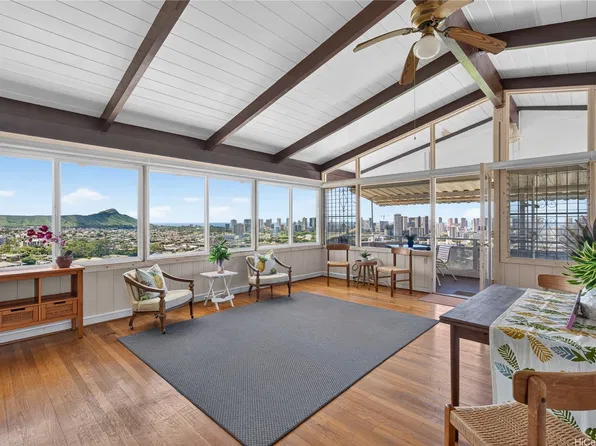 2908 Robert Pl, Honolulu, HI 96816