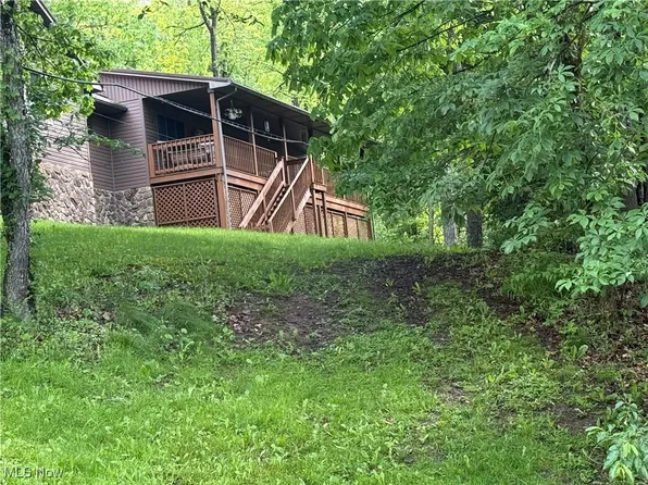 69837 Jug Run Rd, Saint Clairsville, OH 43950