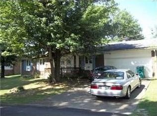 9 White Rock Dr, Hurricane, WV 25526