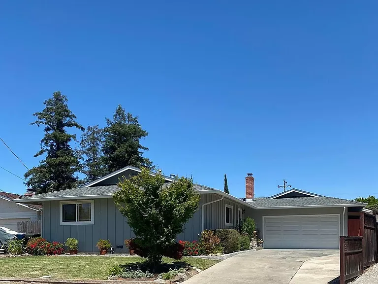 4176 Florida Ct — Photo 2