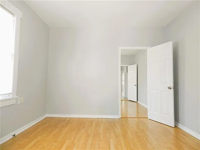 4035 Eagle St — Photo 2
