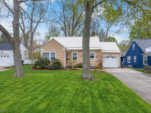 1256 Garman Rd, Akron, OH 44313