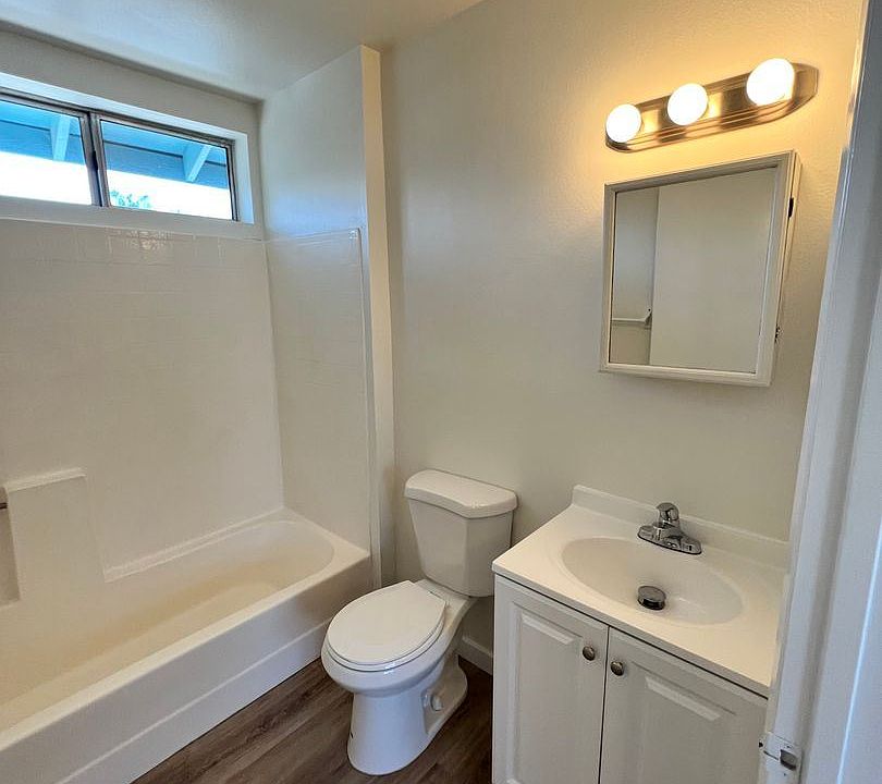 13905 1/2 Burbank Blvd Van Nuys, CA, 91401 Apartments for Rent Zillow