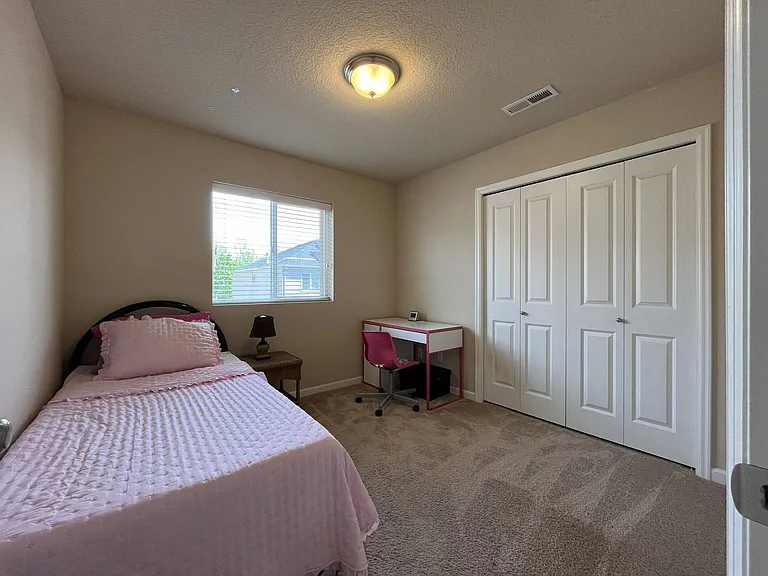 7114 NW 167th Ave — Photo 39