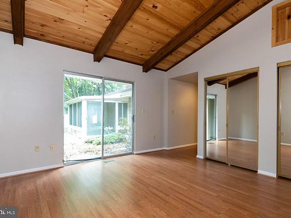 4th image of 3246 Glen Eagles Dr #103-B