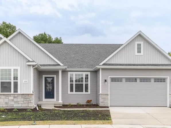 2522 Water Lily Circle, Sun Prairie, WI 53590