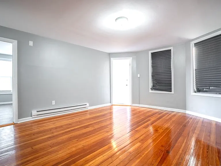 42 Prospect St #3 — Photo 1