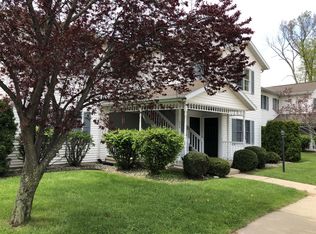 1901 N Sand Dollar Dr APT D, Warsaw, IN 46582