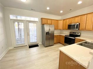 336 Park Square Pl, Matthews, NC 28105