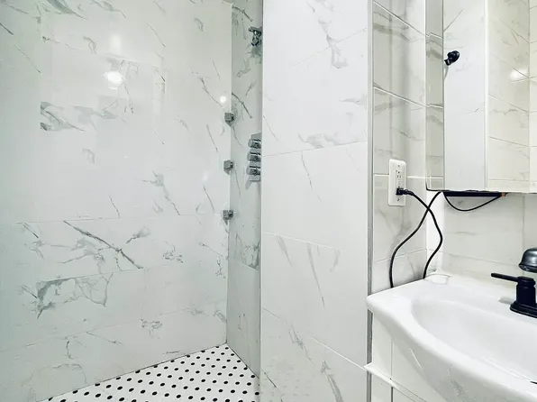 110 West 26th Street image 10 of 13