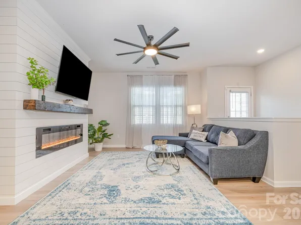 9453 Avery Lilac Ln, Indian Land, SC 29707