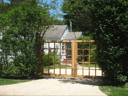 Oak Ln — Photo 14