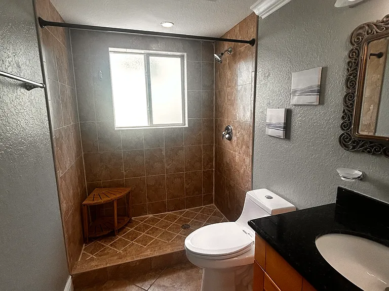 156 Marina Ave — Photo 28