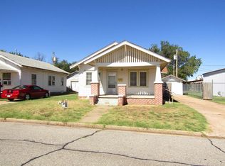1014 W Elm Ave, Enid, OK 73703