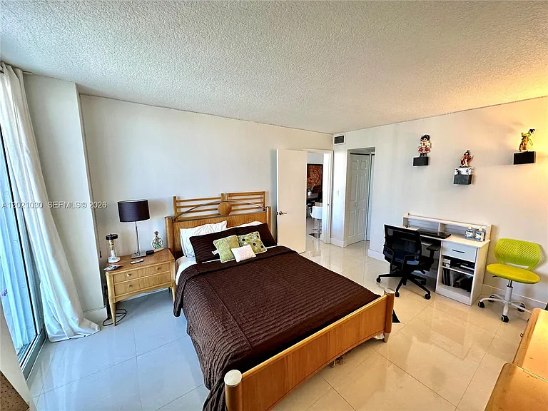 100 Bayview Dr #1729 — Photo 12
