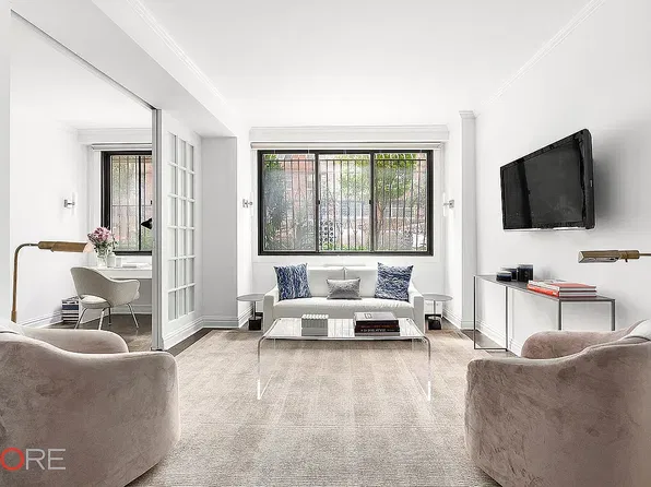 16 W 16th St APT 1TS, Manhattan, NY 10011