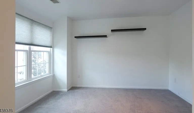 808 Dellwood Ln — Photo 15