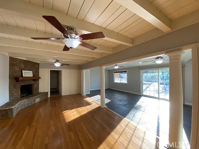 1693 N Euclid Ave — Photo 23