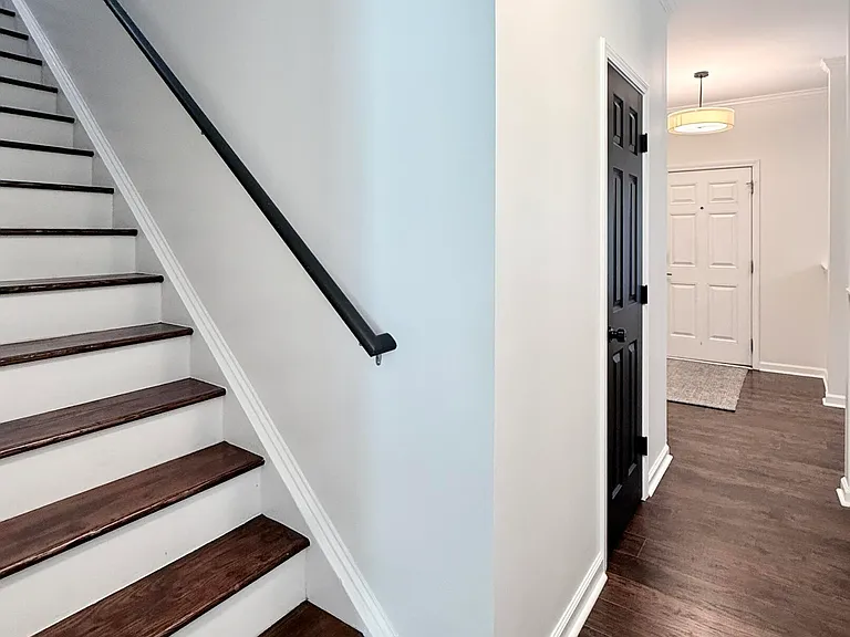 4604 Miller Dr — Photo 16