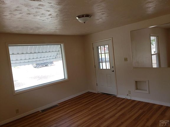 4th image of 1026 E 11th St