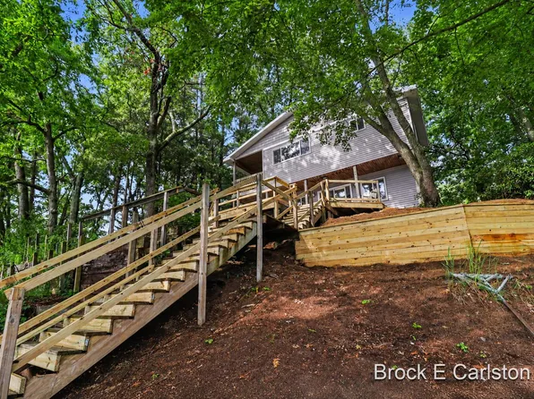7880 W Lake Rd, Twin Lake, MI 49457