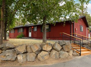 63571 Hunters Cir, Bend, OR 97701