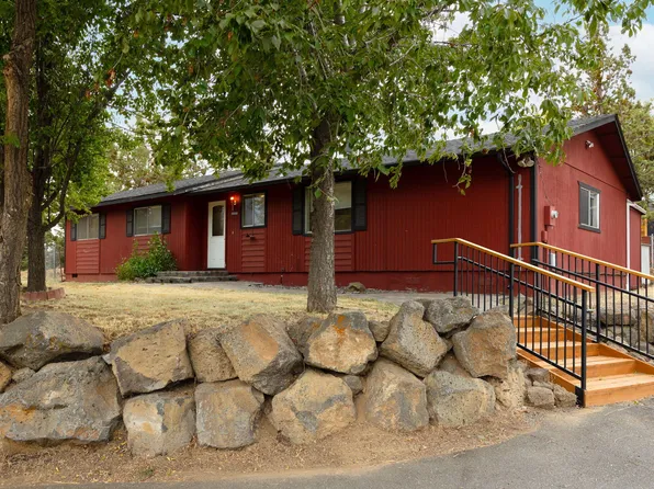 63571 Hunters Cir, Bend, OR 97701