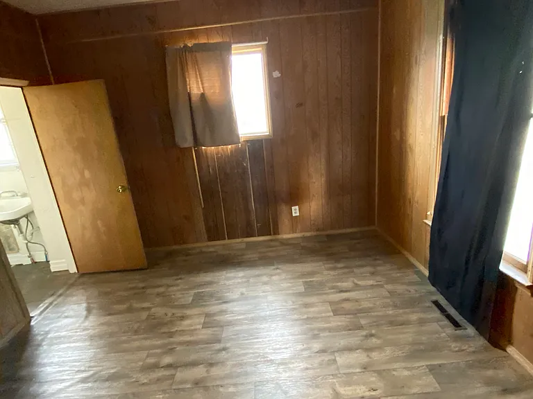 1028 Belleview Ave — Photo 10