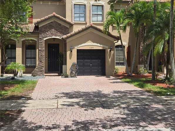 11395 SW 238th St, Homestead, FL 33032