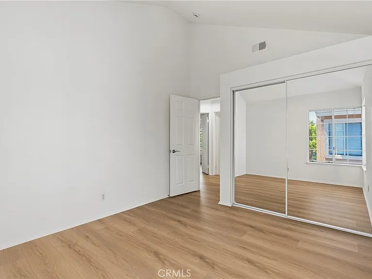 14075 Lemoli Ave — Photo 28