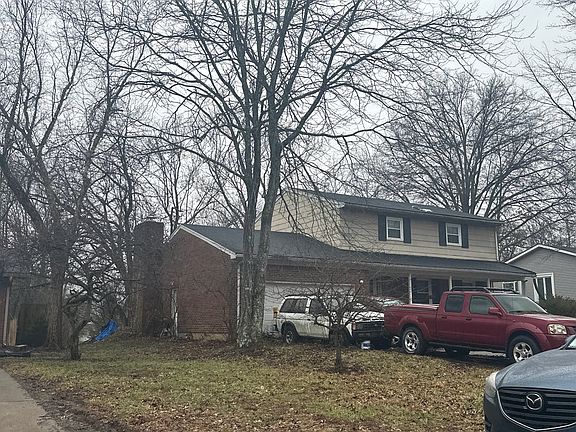 3rd image of 1114 Carriage Ln